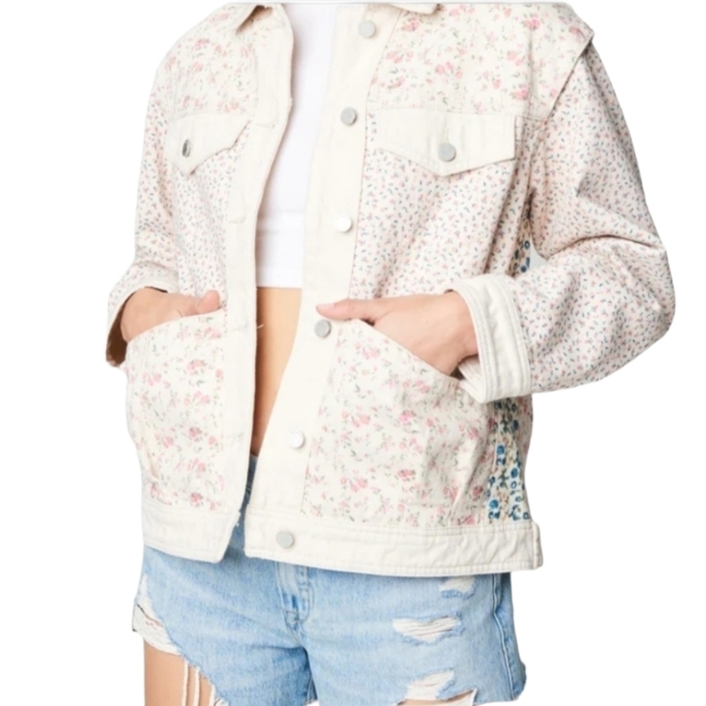 Blank NYC Full Bloom Floral Trucker Denim Cream Pink Jacket NWT